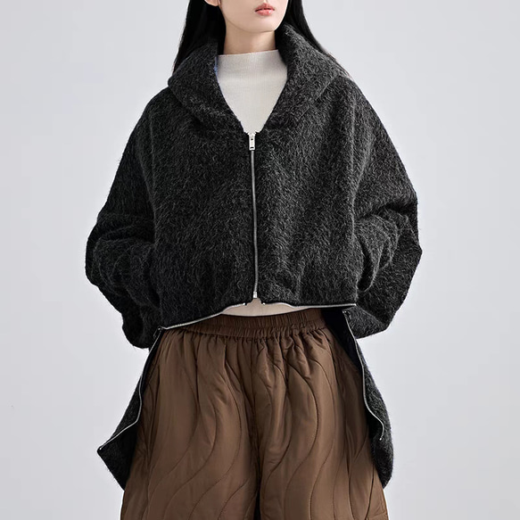 好みの着方が出来るウエストファスナー仕様☆シャギーパーカー ブラック 3枚目の画像