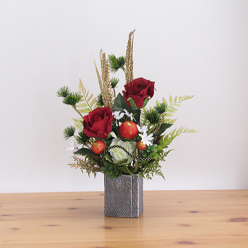 和風インテリア　装飾 松の葉と花の正月飾り 和風インテリア 装飾 松の葉と花の正月飾り 楽天市場】松 正月の通販