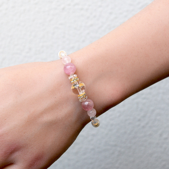 愛と幸せを呼び込むローズレインボーのお守り ｜ アイリスクォーツの天然石パワー.ストーン ブレスレット 3枚目の画像