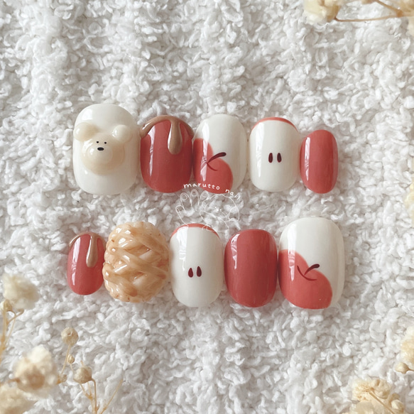 秋冬コレクション〗焼き立てアップルパイ×くまさんネイルチップ ネイル