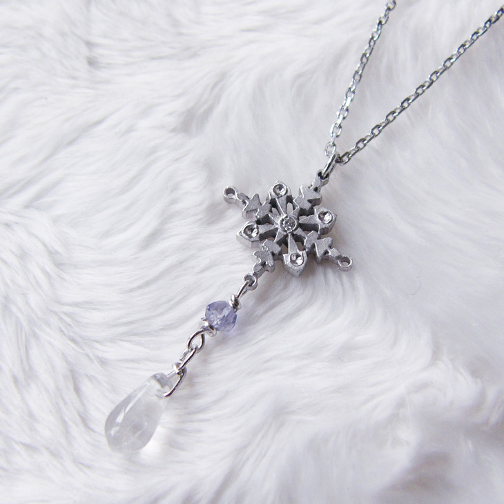 雪の結晶ネックレス【1点物】