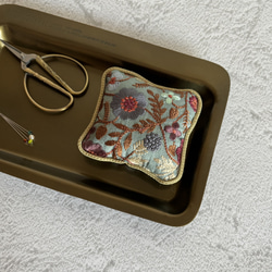 インド刺繍リボン◇ピンクッション◇針山◇ブルー系 糸・ミシン糸