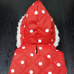 犬服♪フード付き防寒着(赤)(小型犬SS)首と両脇をマジックテープ止め 4枚目の画像