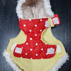 犬服♪フード付き防寒着(赤)(小型犬SS)首と両脇をマジックテープ止め 2枚目の画像