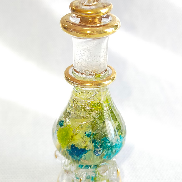 【ジャスミンの小さいお城】〜エジプシャンハーバリウム〜　グラス　ガラス瓶　ハーバリウム　クリスマス　クリア　ブルー　青 18枚目の画像