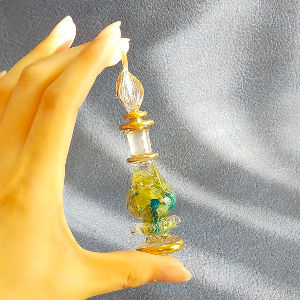 【ジャスミンの小さいお城】〜エジプシャンハーバリウム〜　グラス　ガラス瓶　ハーバリウム　クリスマス　クリア　ブルー　青 17枚目の画像