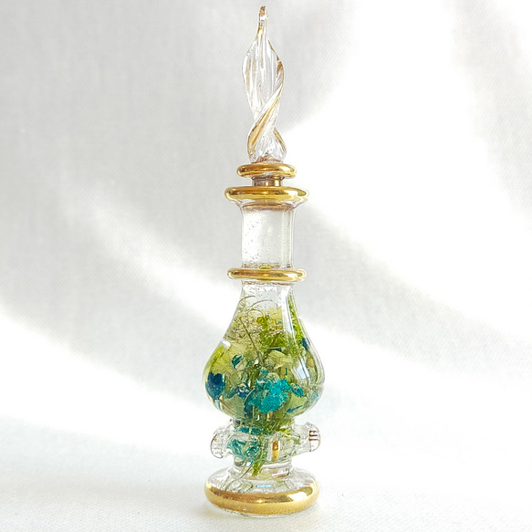 【ジャスミンの小さいお城】〜エジプシャンハーバリウム〜　グラス　ガラス瓶　ハーバリウム　クリスマス　クリア　ブルー　青 1枚目の画像