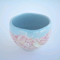 2025年　新春◇楽焼〚夢見る猫〛抹茶碗◇　茶道具　季節茶碗　楽入印　手描き　新作　コラボ　勅題 4枚目の画像