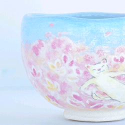 2025年　新春◇楽焼〚夢見る猫〛抹茶碗◇　茶道具　季節茶碗　楽入印　手描き　新作　コラボ　勅題 2枚目の画像