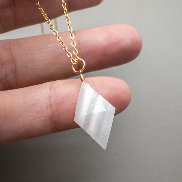 ココロ落ち着く白 ホワイトレース ペンダント ステンレス ネックレス ホワイトアゲート p186 5枚目の画像