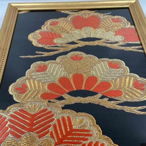 古木額縁に入ってる帯額装 古木額縁に入ってる帯額装