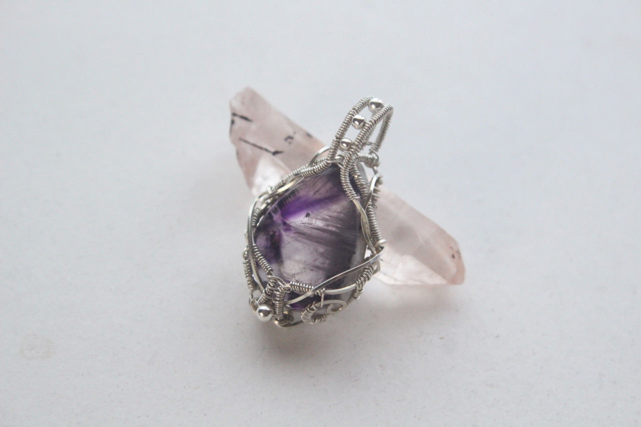 トラピッチェアメジスト　シルバー925 ワイヤーラッピング　ペンダント