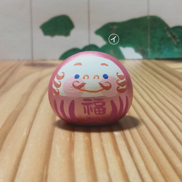 【青い目のだるま】【送料込み】　パールマゼンタ色　達磨　小さい　置き物　縁起物　お正月 5枚目の画像