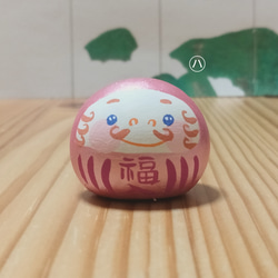 【青い目キラキラのだるま】【送料込み】　パールマゼンタ色　達磨　小さい　置き物　縁起物　お正月 8枚目の画像