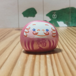 【青い目キラキラのだるま】【送料込み】　パールマゼンタ色　達磨　小さい　置き物　縁起物　お正月 9枚目の画像