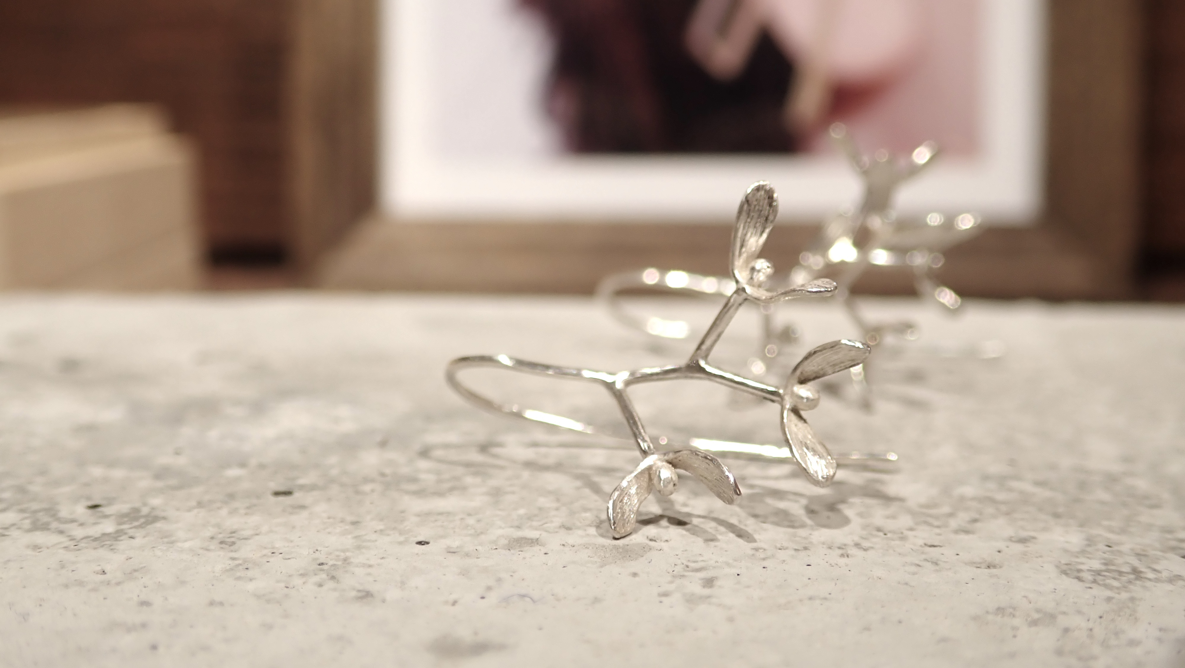 mini Mi-Mistletoe SV Fook Earring