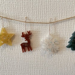 【2液性レジン】クリスマスガーランド トナカイ 雪の結晶 星 ツリー ホワイト ブラウン 黄色 イエロー 白 装飾 6枚目の画像