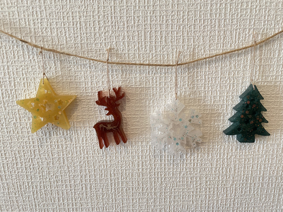 【2液性レジン】クリスマスガーランド トナカイ 雪の結晶 星 ツリー ホワイト ブラウン 黄色 イエロー 白 装飾 6枚目の画像