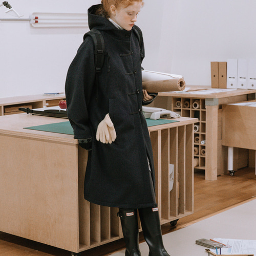 ダークグレー ダッフルコート ウール混合 ◇【デザインダッフルコート ウール混 Aライン】ダークグレー 肩