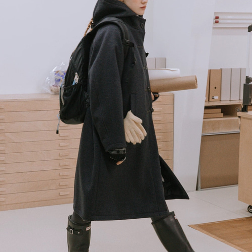 ダークグレー ダッフルコート ウール混合 ◇【デザインダッフルコート ウール混 Aライン】ダークグレー 肩