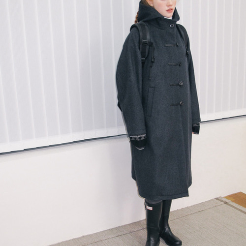 ◇【デザインダッフルコート ウール混 Aライン】ダークグレー 肩