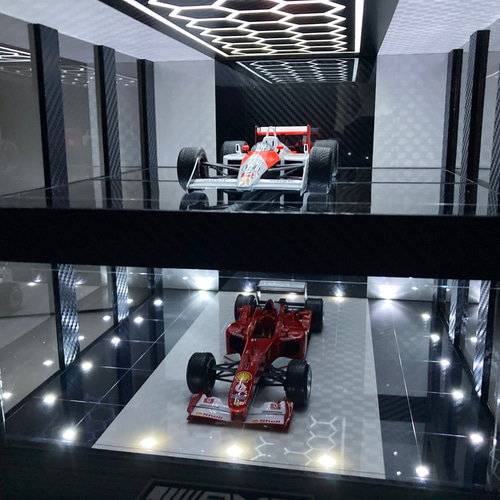 USB電源・1/18展示4台可・ハニカム照明2層式・ディスプレーBOX USB電源・1/18展示4台可・ハニカム照明2層式・ディスプレーBOX