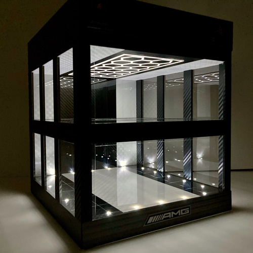 USB電源・1/18展示4台可・ハニカム照明2層式・ディスプレーBOX USB電源・1/18展示4台可・ハニカム照明2層式・ディスプレーBOX