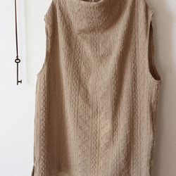 ボトルネックベスト（ケーブルニット/ベージュ） 3枚目の画像