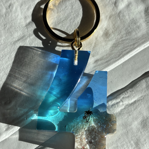 数字 キーホルダー バッグチャーム レジンアート海 海の雑貨