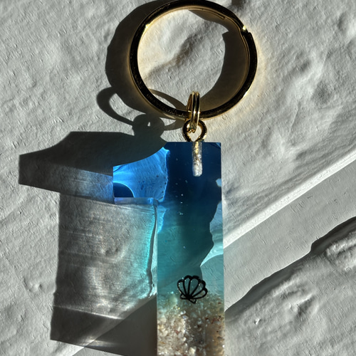 数字 キーホルダー バッグチャーム レジンアート海 海の雑貨