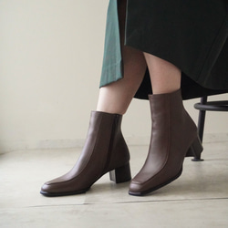 スクエアトゥショートブーツ/5cmヒール マロンブラウン21.5〜 25.5