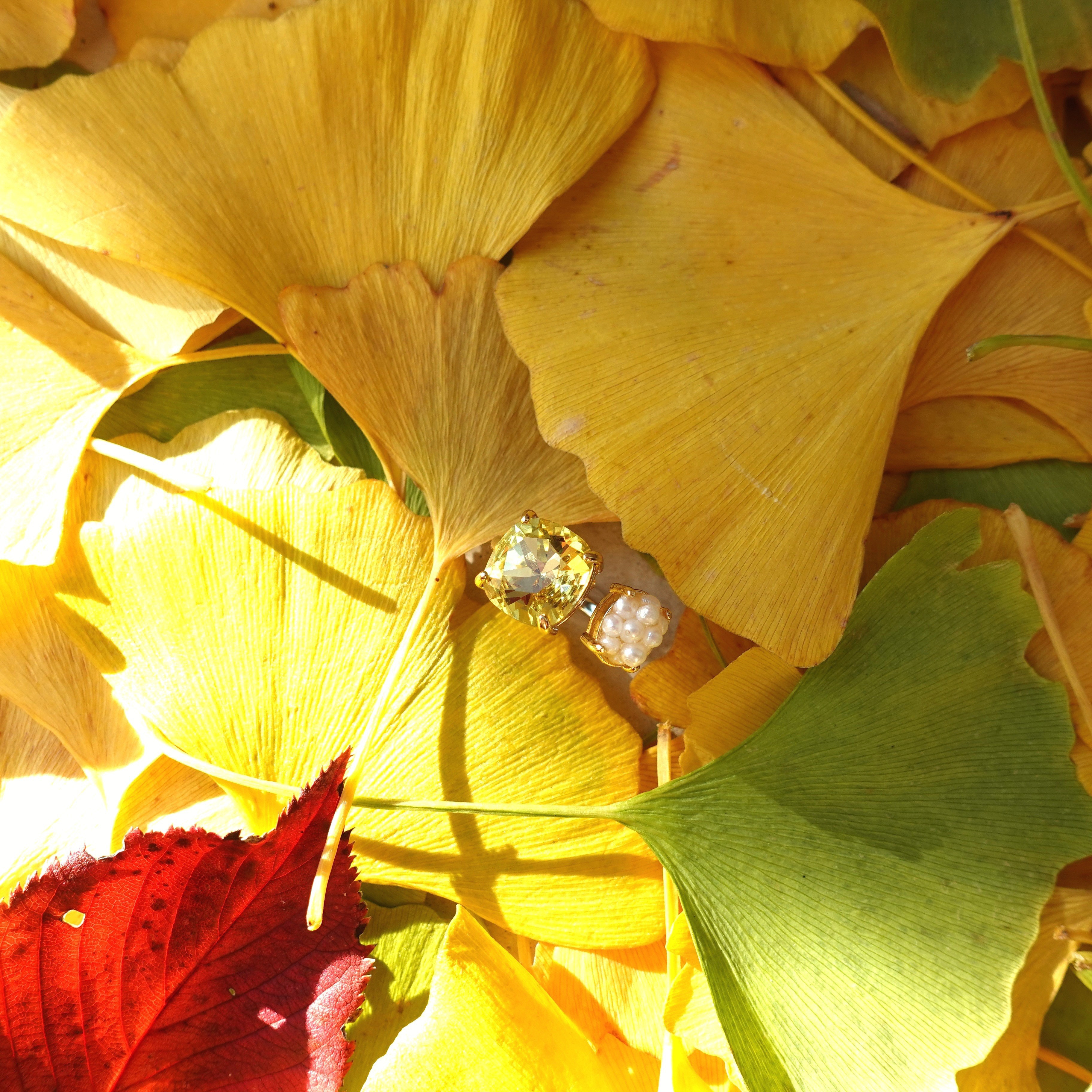 秋色 オープンリング 銀杏 × パール   / フリーサイズ  指輪 フォークリング