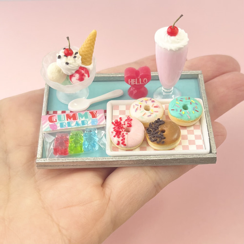 AMERICAN DINERS ミニチュア模型8セット 1/64アメリカンダイナー