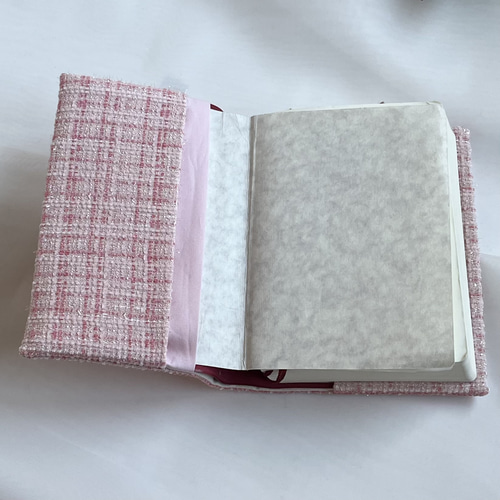 ドイツアンティーク聖書 可愛らしい天使 装丁 カバー付き 希少