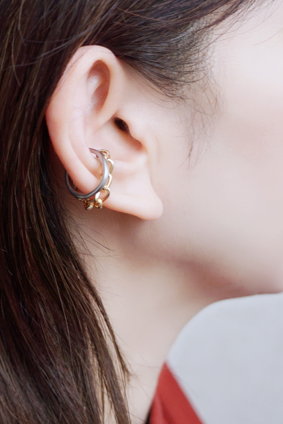 耳夾「q.basic+」鏈條不銹鋼雙色 第1張的照片