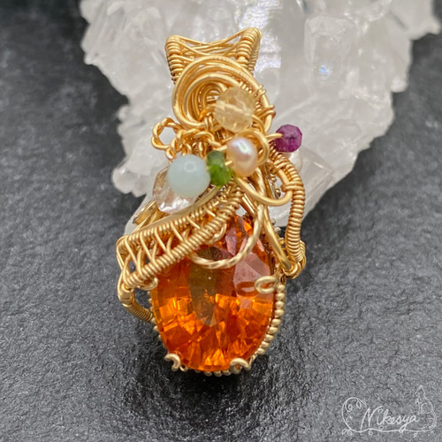 14kgf】オレンジサファイアのペンダントトップ【ワイヤーアクセサリー