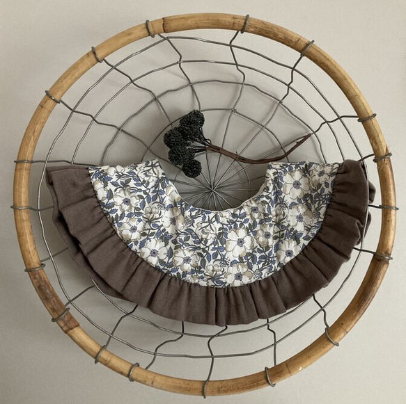 柄色選べる【 フリルドーナツスタイ 】リバティ スタイ よだれかけ