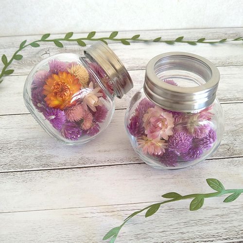 コロンと丸いお花のびん☆千日紅、ヘリクサム ドライフラワー