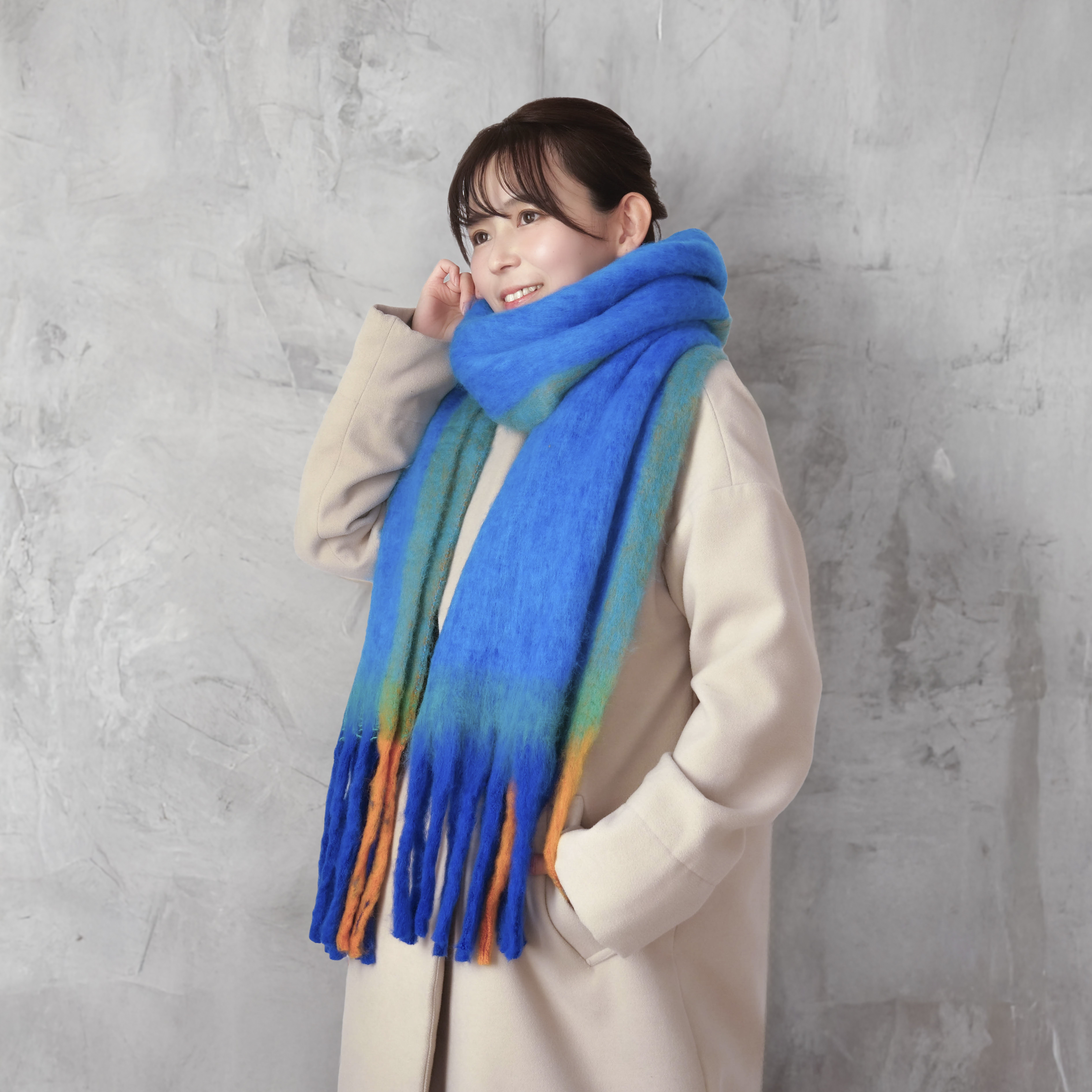 【軽くて柔らかくまとう逸品】バルキーニット・ロングマフラー・ターコイズブルー