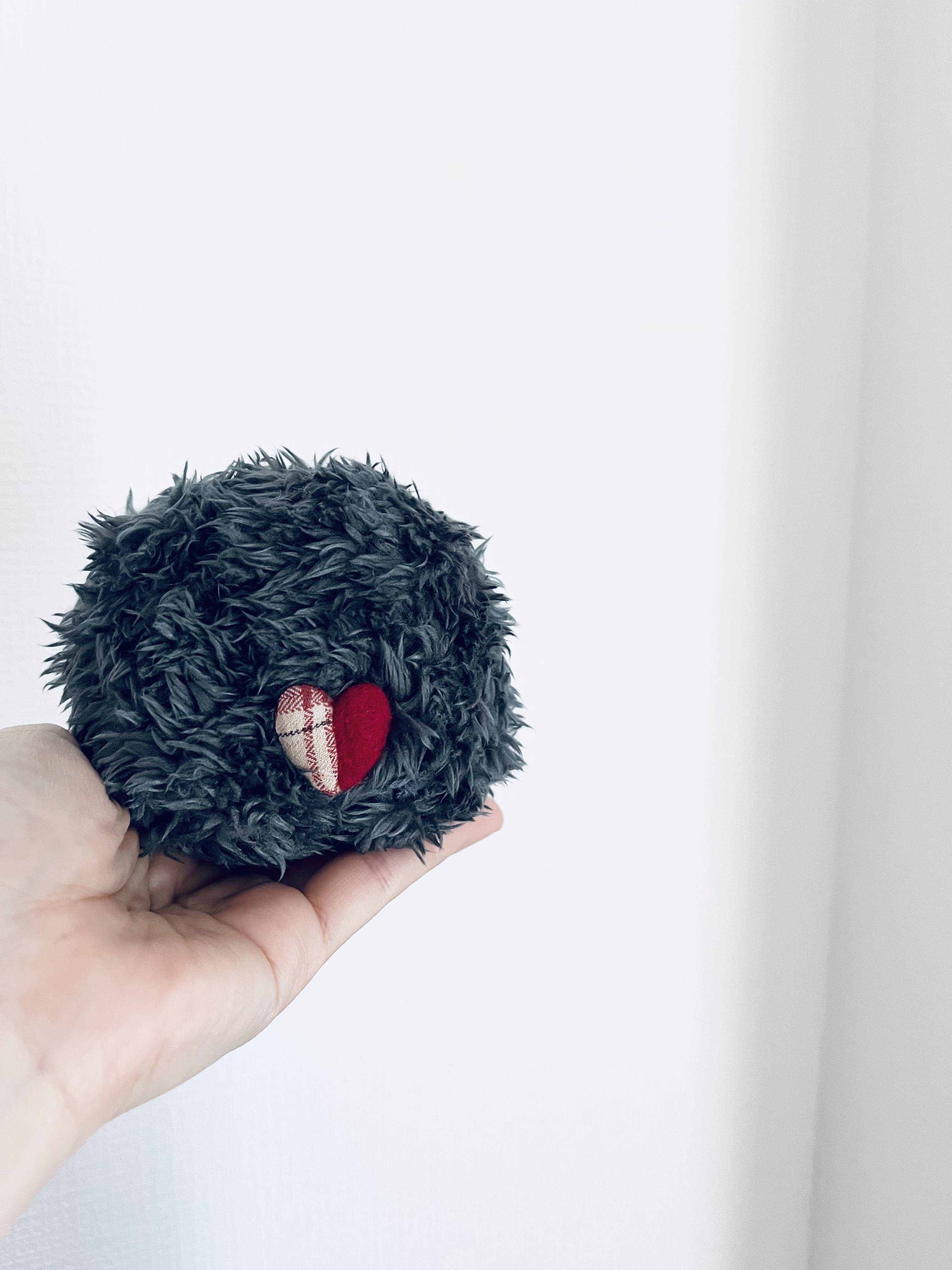 【ふわふわモンスターセットB】サンタ帽子とリース付き