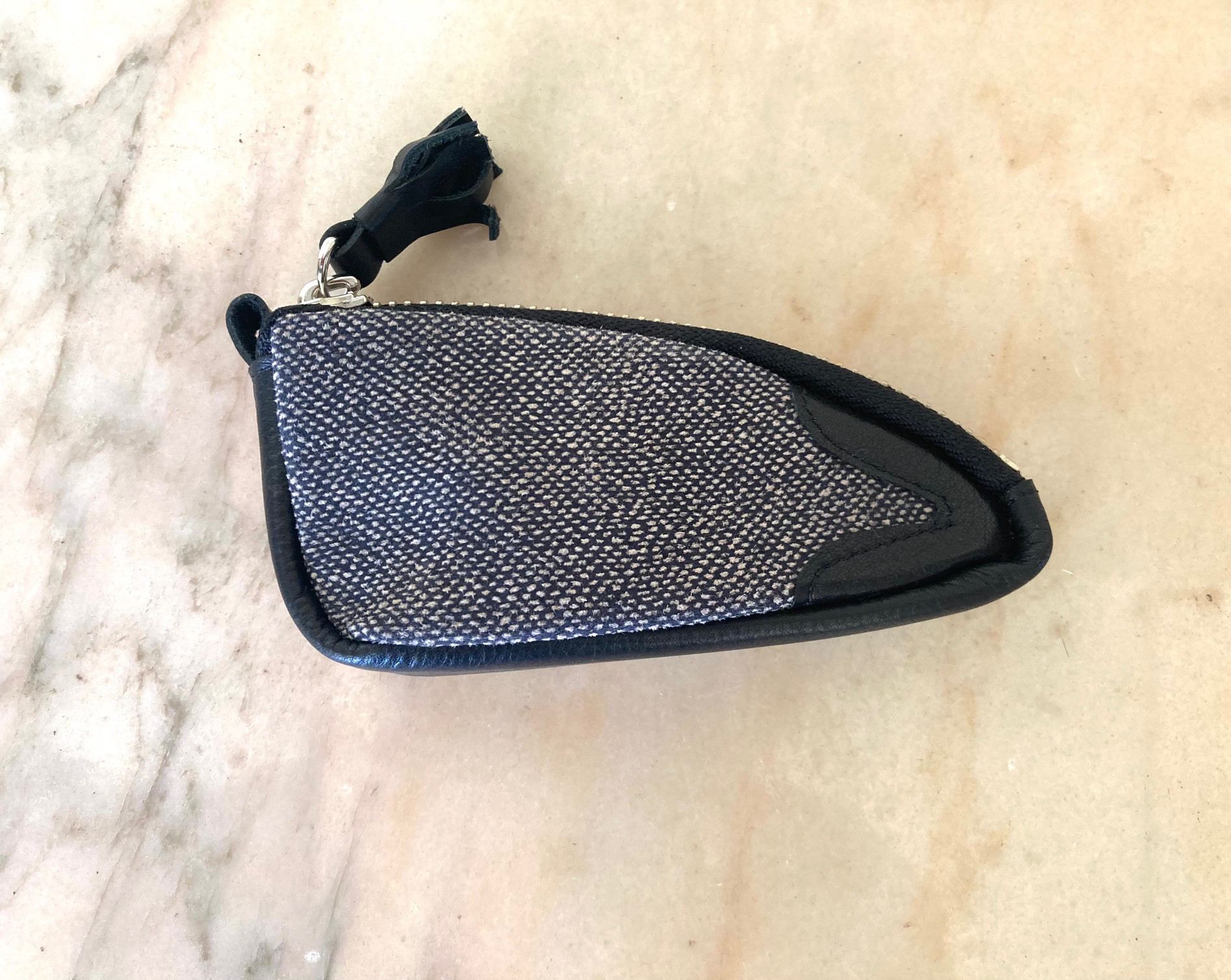 三角コインケース-t