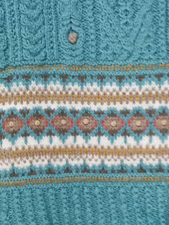 アランと編込み模様のターコイズブルーカーディガン 5枚目の画像