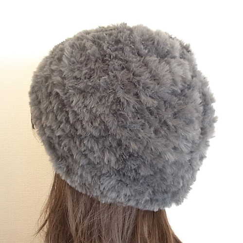 COACH ニット帽 ファー ボンボン ビーニー ポンポン グレー 新品未使用 COACH ニット帽 ファー ボンボン ビーニー ポンポン グレー 新品未使用