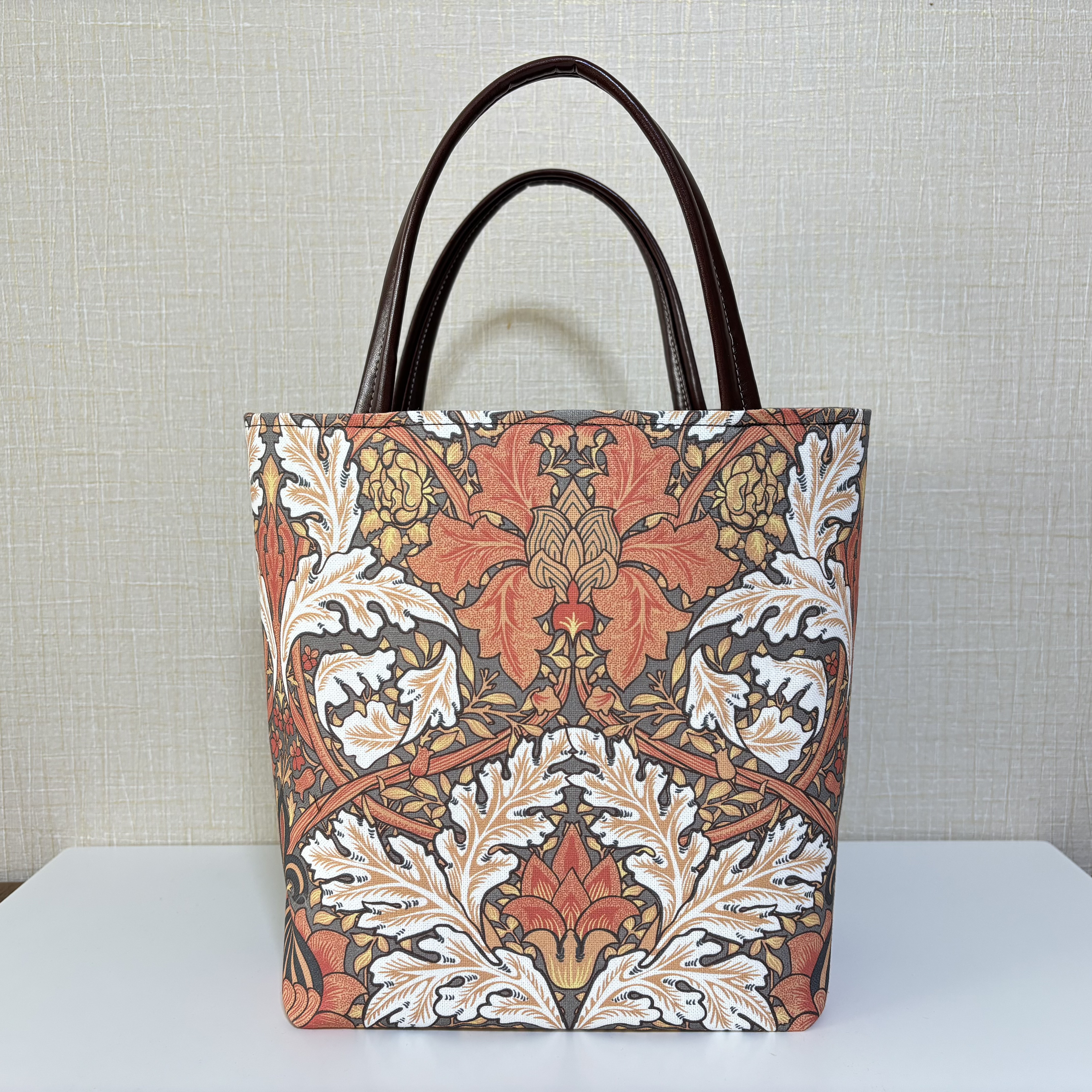 ウィリアム・モリス柄トートバッグ（茶）