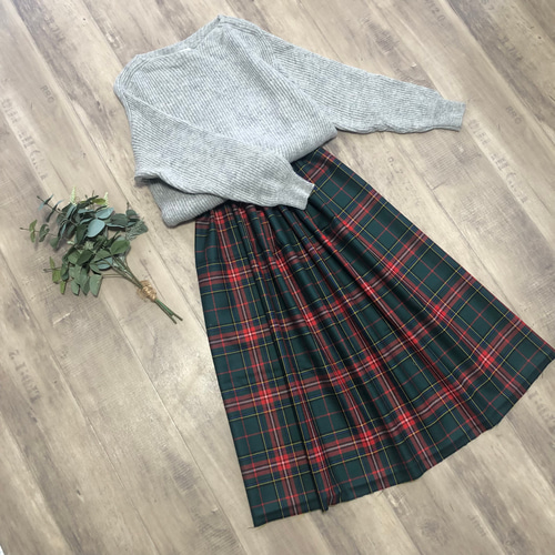 尾州ウールグリーン×レッドかわいいタータンチェック柄 ギャザー