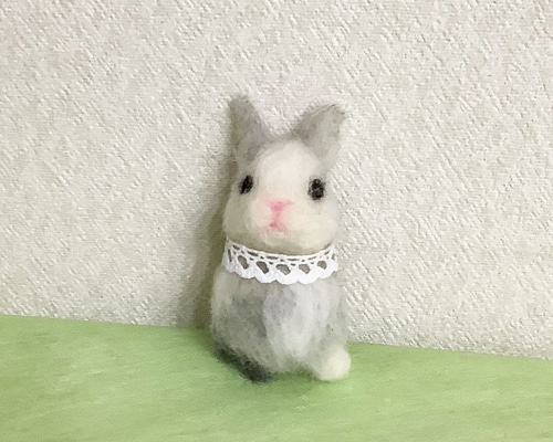 うさぎのブローチ＊羊毛フェルト＊うさぎ＊ブローチ コサージュ