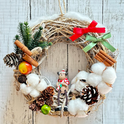 木の実のリース 松ぼっくり ヤシャブシ ドングリ リース Monet 通販