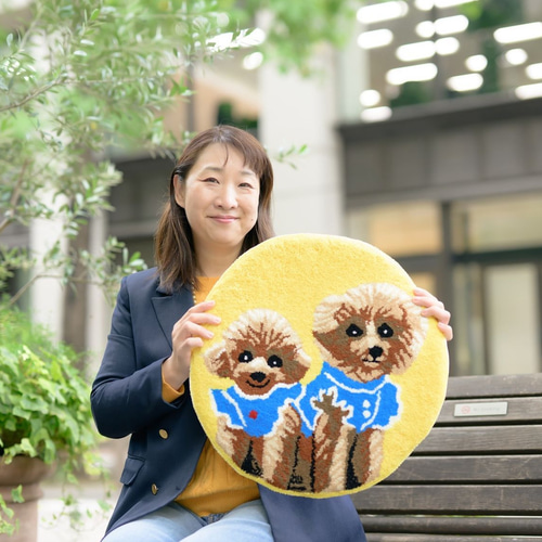 送料＆ギフト無料]直径35センチのタフティング で作った「うちの