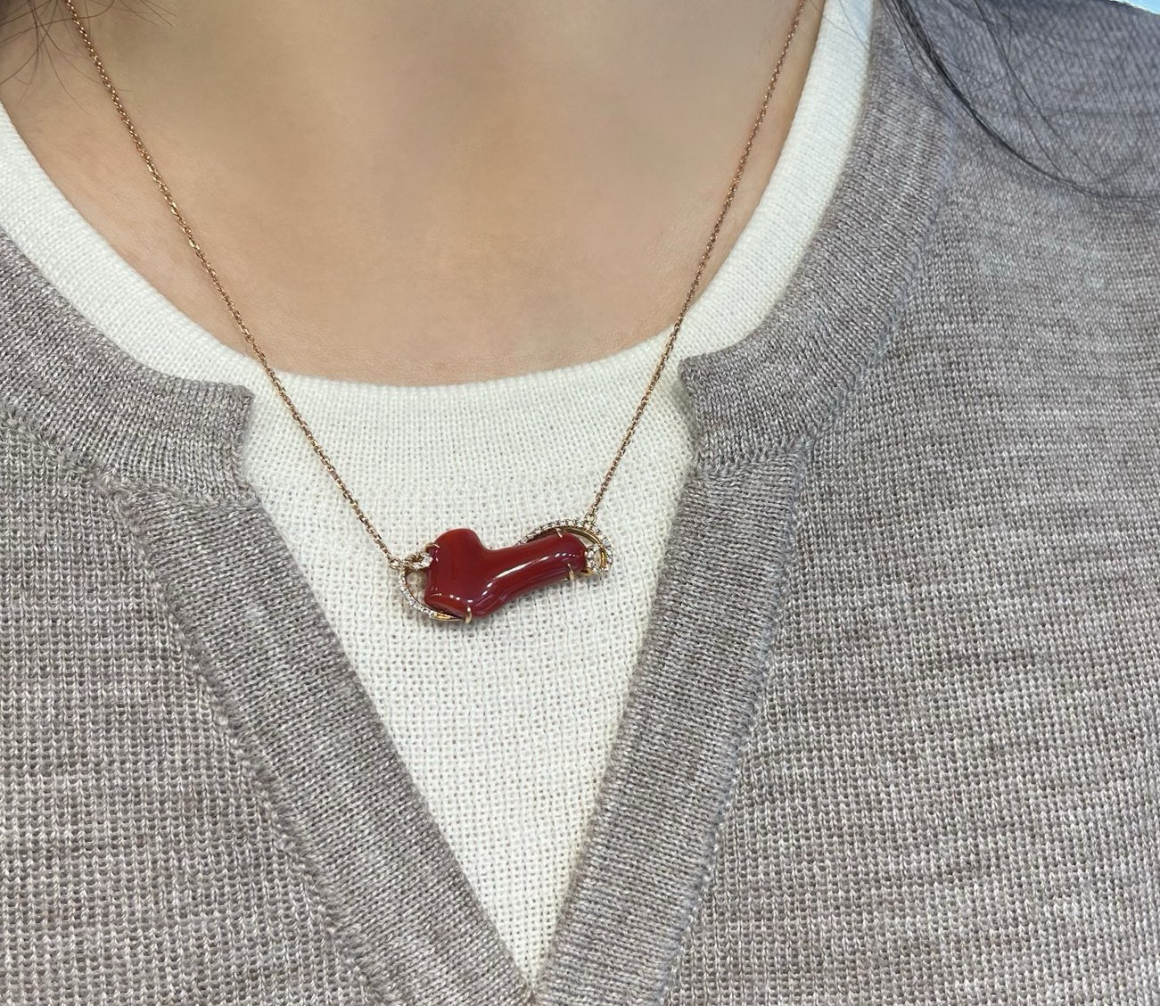 「Merry Christmas」 K18 天然血赤サンゴ 珊瑚 天然ダイヤモンド情熱　3月誕生石　ネックレス　1枚限定