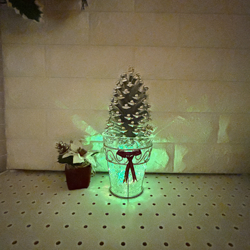 Ks 038 大王松ぼっくりイルミネーションシルバークリスタルツリー